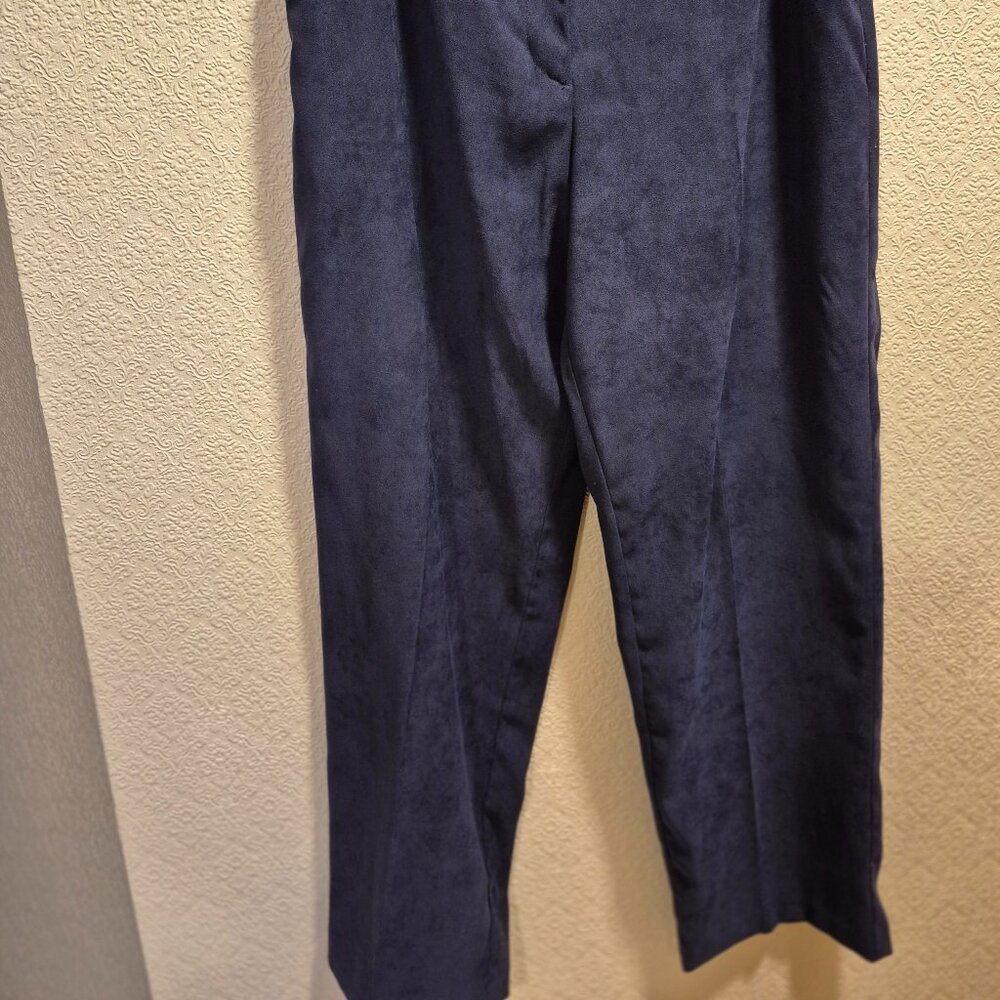Dress pants - Picture 2 of 2